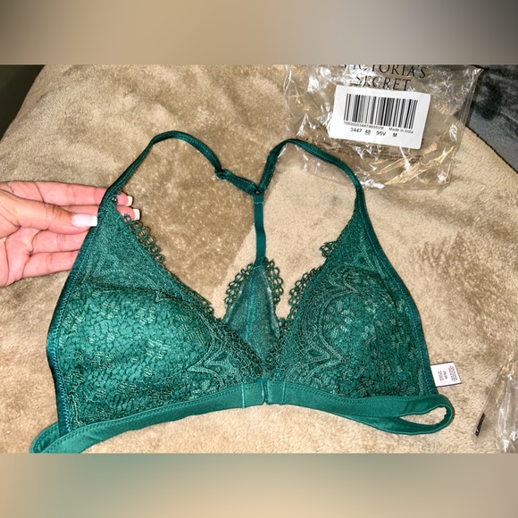 Victoria Secret bralette and panty size medium new green - Picture 4 of 5